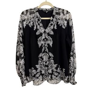 WHBM White House Black Market Blouse Floral Feminine Bloomcore Size Small